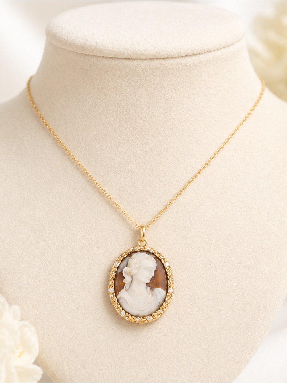 Gold Cameo Pendant Necklace - White and Brown Cameo